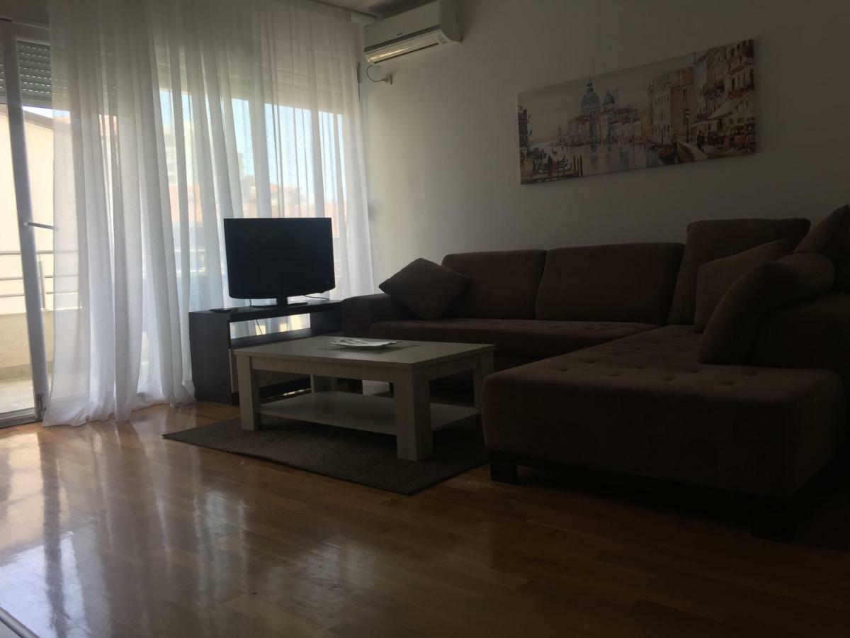 City & Sea Apartments Будва Экстерьер фото